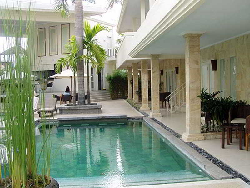 Bali Court Hotel & Apartment Legian Exteriör bild
